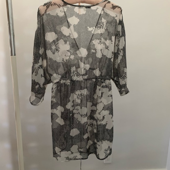 Daniel Rainn Tops - Daniel Rainn Sheer Blouse